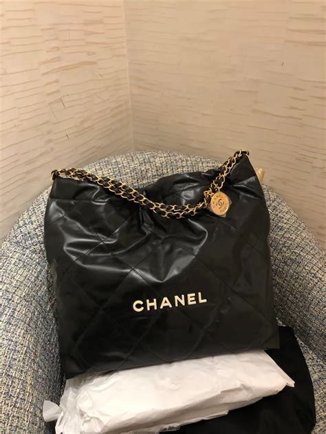 chanel 垃圾袋|Chanel 22 bags.